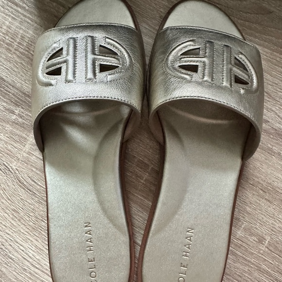 Cole Haan Flynn Logo Slide Sandal - Picture 6 of 6